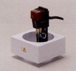 �N���b�N����Ɗg��摜���\������܂�