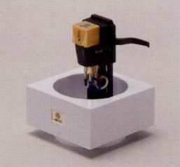 �N���b�N����Ɗg��摜���\������܂�