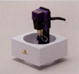 �N���b�N����Ɗg��摜���\������܂�