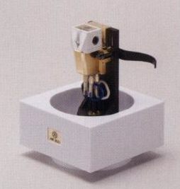 �N���b�N����Ɗg��摜���\������܂�